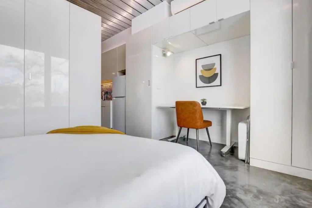 Kcm Mikros Smart Apartments 8 Кливленд Экстерьер фото